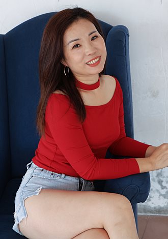 Hundreds of gorgeous pictures: China member member Lili
