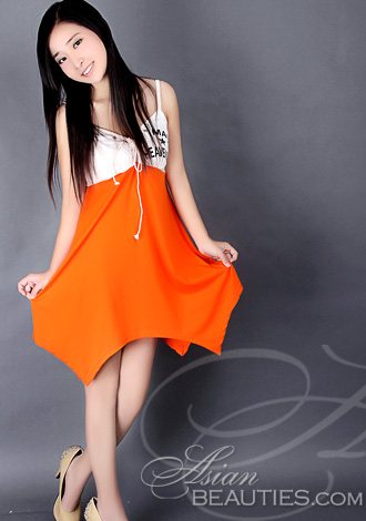 Gorgeous single women: Yan from Shenzhen, Asian female model